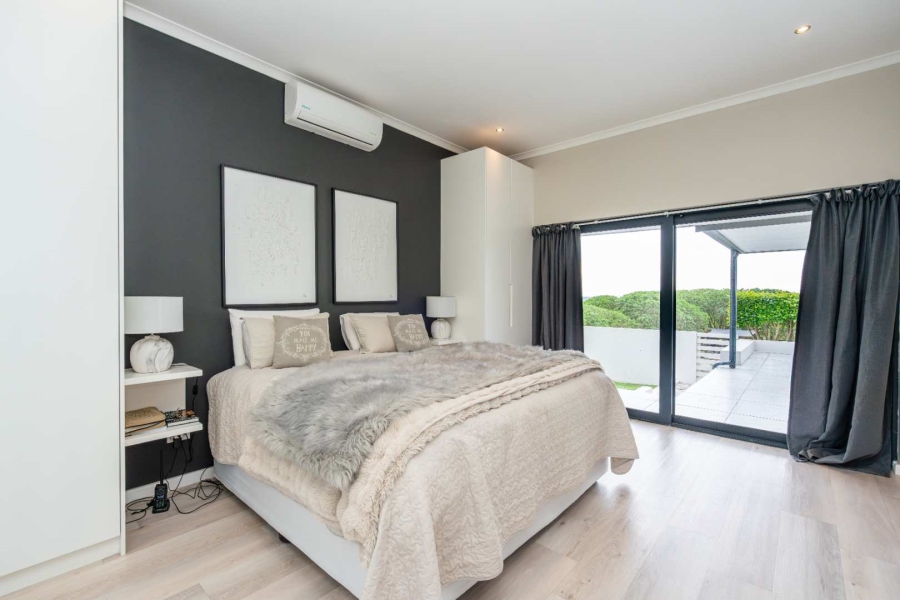 9 Bedroom Property for Sale in Oliphantskop Western Cape